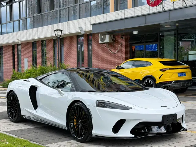 McLaren GT — Фото автомобиля 2