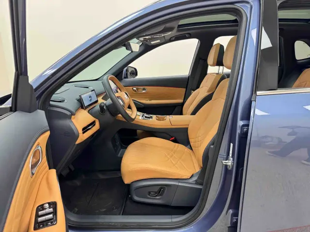 Geely Galaxy Galaxy Starship 7 EM-i 2025 120km Navigation Edition — Фото автомобиля 9