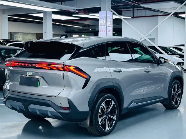 Geely Galaxy L7 — Фото автомобиля 15