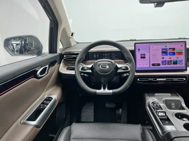 GAC Trumpchi E8 — Фото автомобиля 20
