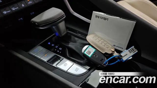 Hyundai AVANTE Inspiration — Фото автомобиля 9