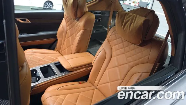Genesis GV80 — Фото автомобиля 28