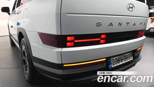 Hyundai Santafe Бензин 2.5T 2WD — Фото автомобиля 20