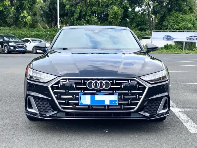 Audi A7L — Фото автомобиля 2