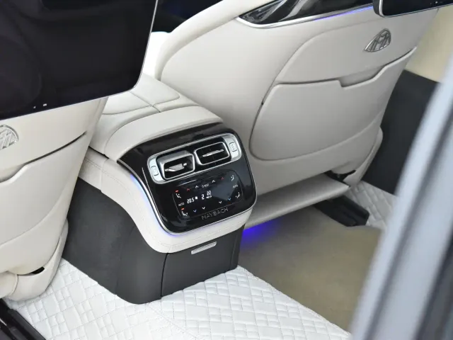 Mercedes-Benz Maybach S-Class — Фото автомобиля 23