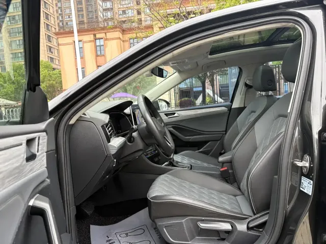 Volkswagen Sagitar — Фото автомобиля 7