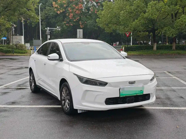 Geely Geometry A — Фото автомобиля 3