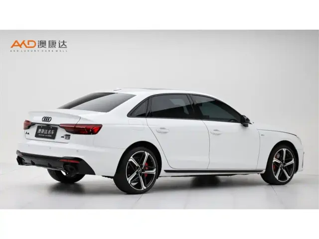 Audi A4L — Фото автомобиля 3
