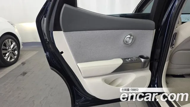 Genesis GV60 — Фото автомобиля 5