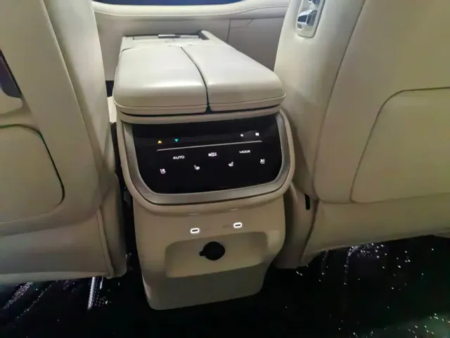 WEY Wey Lanshan 2025 AWD Ultra — Фото автомобиля 11