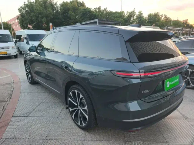 Nio ES8 — Фото автомобиля 4