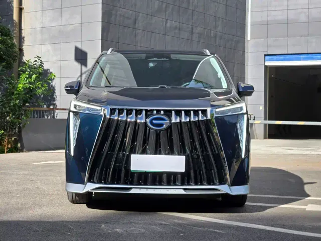 GAC Trumpchi E9 — Фото автомобиля 4