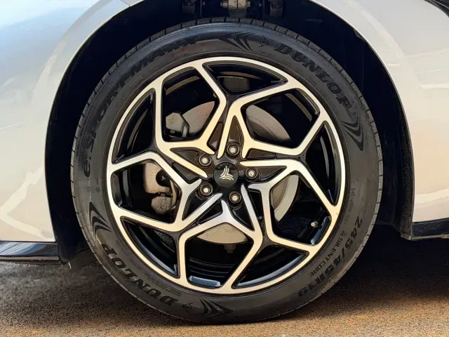 Hozon Neta GT — Фото автомобиля 19