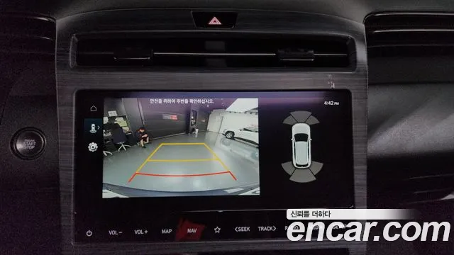 Hyundai Tucson Tucson (NX4) Бензин 1.6 турбо 2WD — Фото автомобиля 14