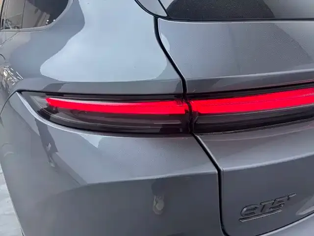 Nio ET5 Touring — Фото автомобиля 10