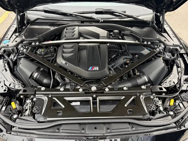 BMW M4 — Фото автомобиля 5