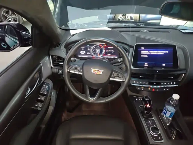 Cadillac CT5 — Фото автомобиля 10