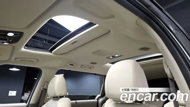 Kia Canival Carnival 4 поколение Дизель 9 мест Signature — Фото автомобиля 17