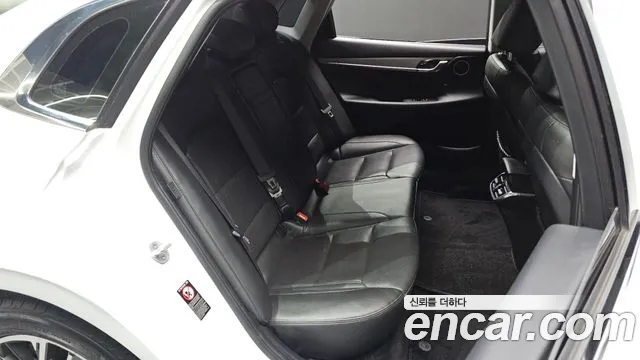 Hyundai Grandeur Новый Grandeur IG — Фото автомобиля 8