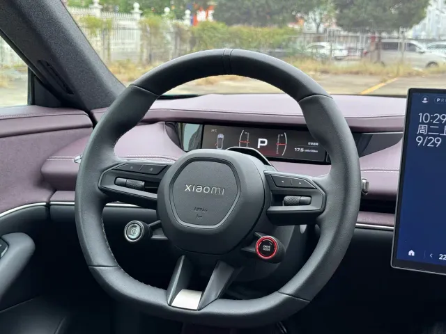 Xiaomi SU7 — Фото автомобиля 8