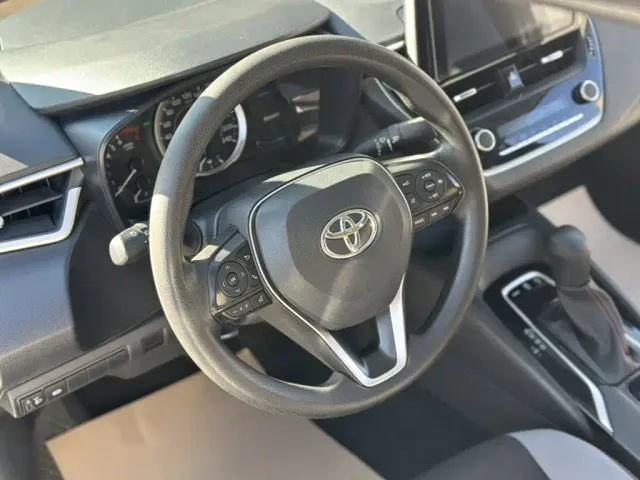 Toyota Corolla — Фото автомобиля 2
