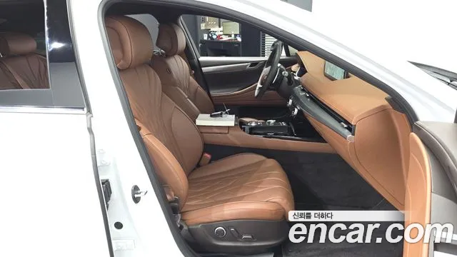 Genesis G80 Бензин 2.5 турбо AWD — Фото автомобиля 11
