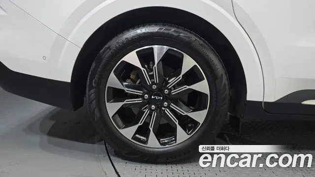 Kia Canival Carnival 4 поколение Бензин 7 мест Signature — Фото автомобиля 5