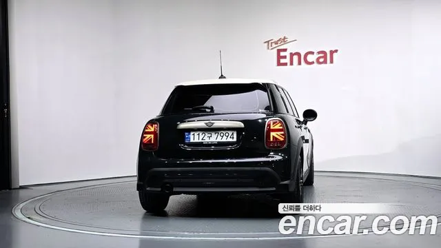 MINI Cooper — Фото автомобиля 4