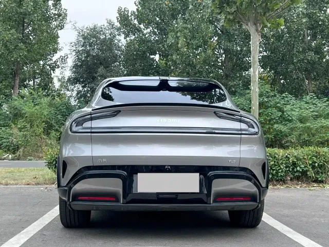 Xiaomi YU7 — Фото автомобиля 3