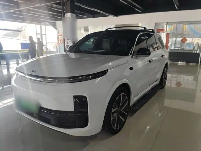 Фотография автомобиля — Li Auto L9