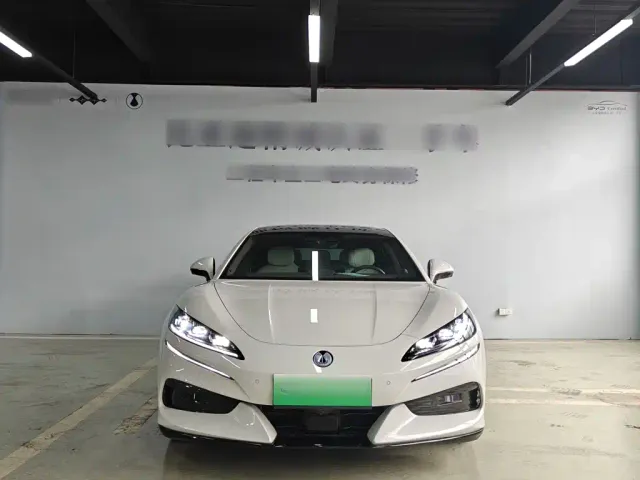 Denza Z9GT — Фото автомобиля 7
