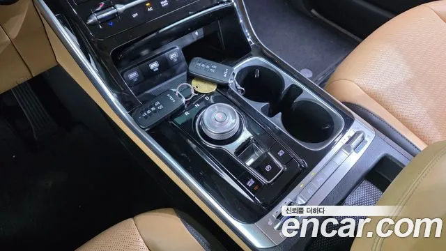 Kia Carnival 4th Gen — Фото автомобиля 9