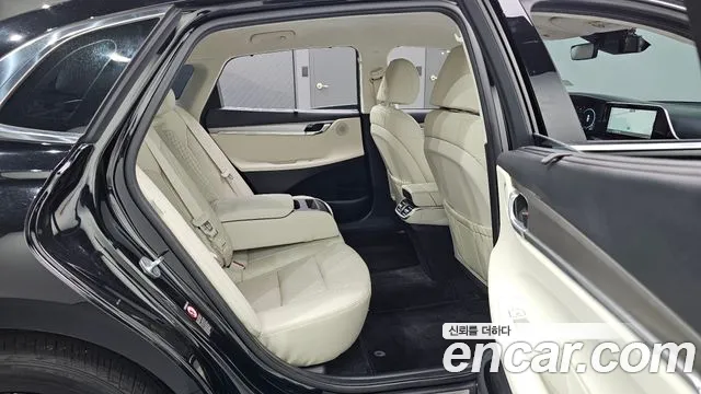 Hyundai Grandeur Grandeur (New) Hybrid — Фото автомобиля 17
