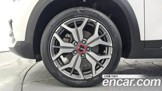 Kia Seltos Seltos Бензин 1.6 турбо 2WD — Фото автомобиля 5