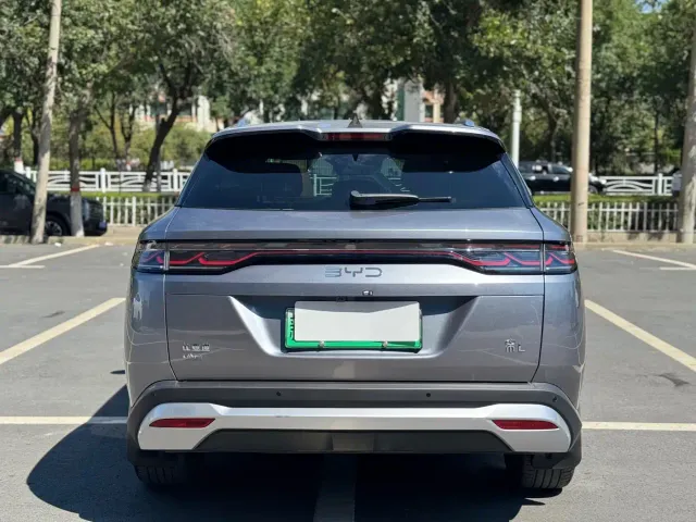 BYD Song L DM-i — Фото автомобиля 11