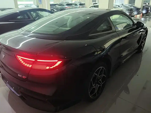 Hozon Neta GT — Фото автомобиля 6