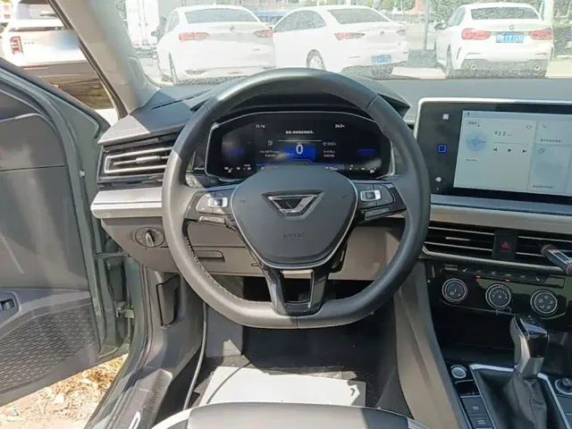 Jetta VA7 — Фото автомобиля 10