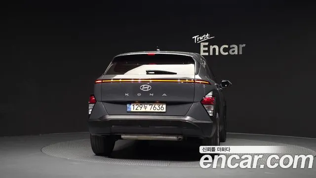 Hyundai Kona SX2 — Фото автомобиля 4