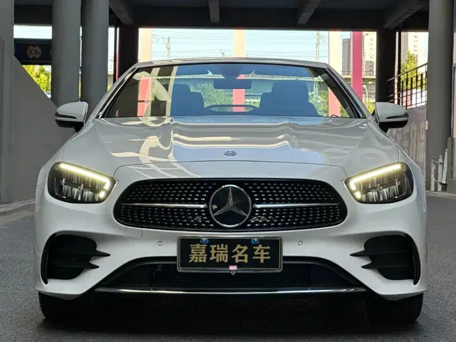 Mercedes-Benz E-Class — Фото автомобиля 2