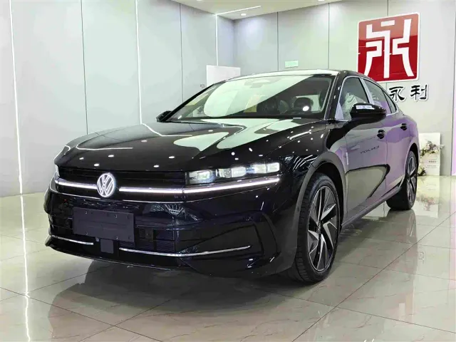 Фотография автомобиля — Volkswagen Magotan
