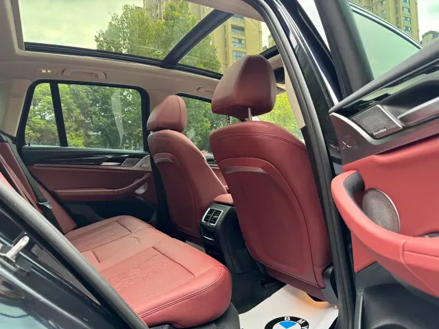 BMW X3 — Фото автомобиля 13