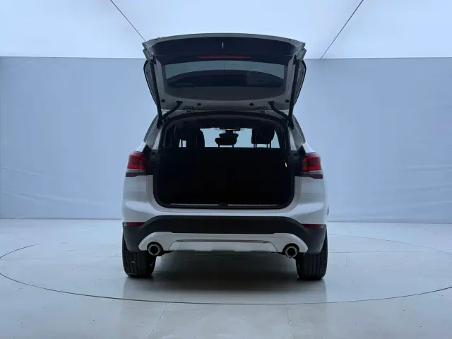 BMW X1 — Фото автомобиля 8