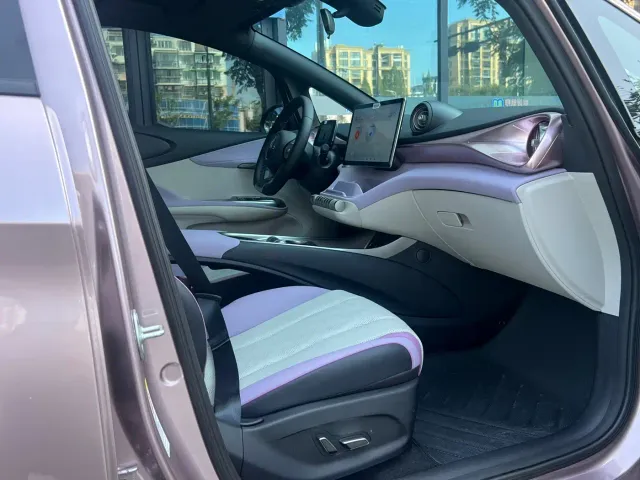 BYD Dolphin — Фото автомобиля 12