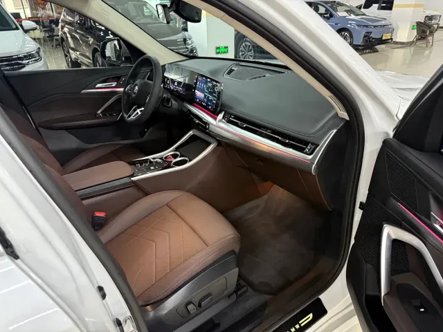 BMW X1 — Фото автомобиля 6