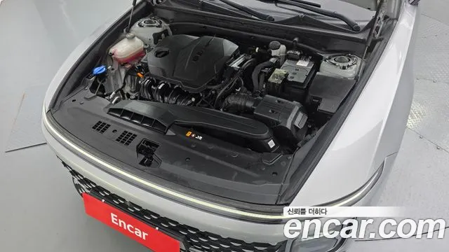 Hyundai Grandeur GN7 — Фото автомобиля 6