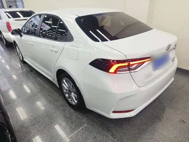 Toyota Corolla 2024 Model 1.8L Smart Hybrid Elite Edition — Фото автомобиля 4