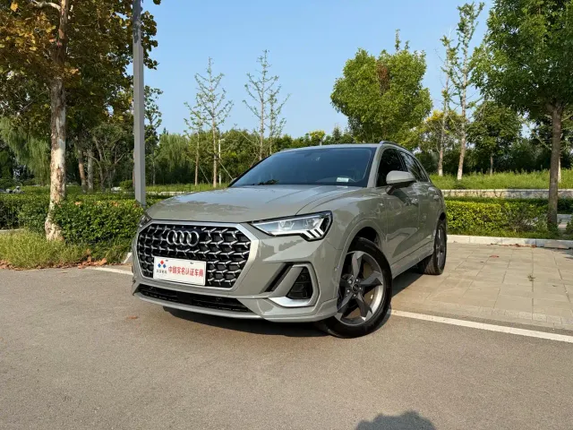 Audi Q3 — Фото автомобиля 5