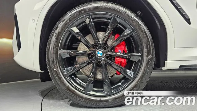 BMW X4 xDrive20i M Sport Pro Special Edition — Фото автомобиля 5