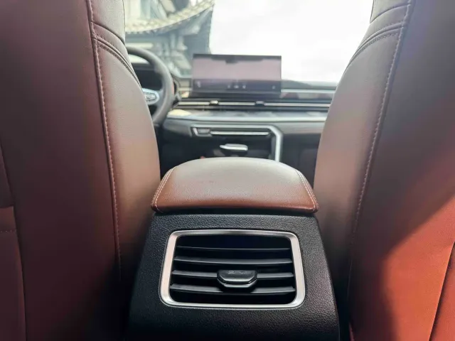 Geely Vision X6 — Фото автомобиля 18