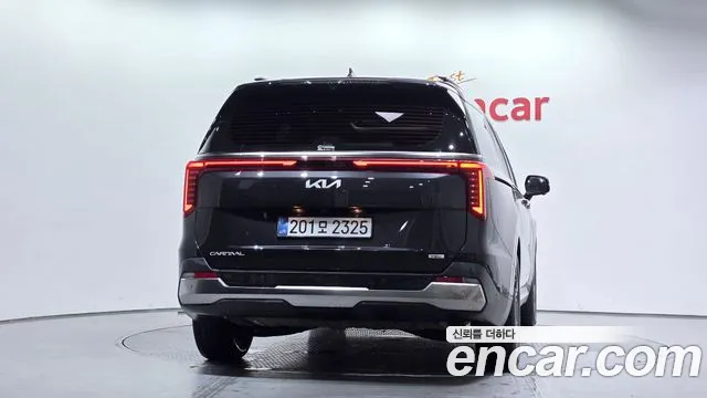 Kia Carnival — Фото автомобиля 4